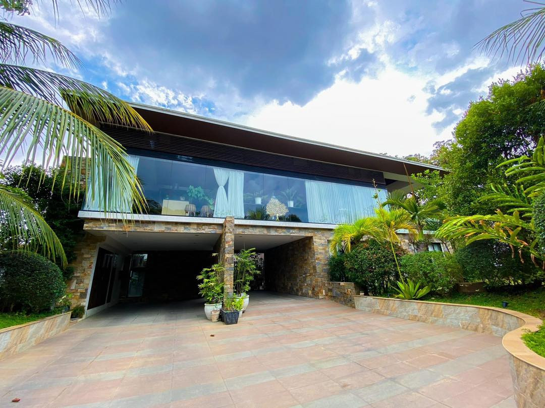A Stunning Bali-Inspired House for Sale in Anvaya Cove photo 3