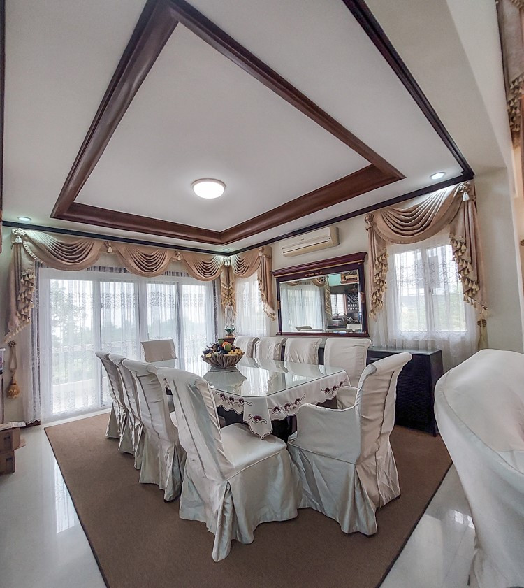 3 Storey House and Lot for Sale in Ayala Greenfields, Calamba Laguna photo 5