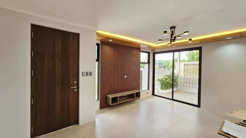 For Sale Modern House with Pool in Angeles City photo 5