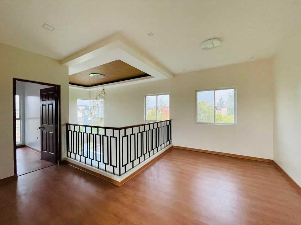 Brandnew 4 Bedroom house for Sale in Greenwoods Exec Village Pasig photo 5