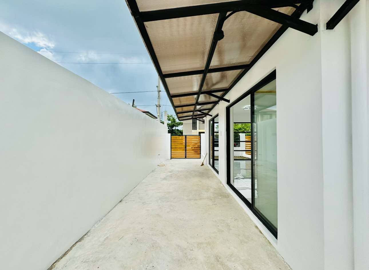 Brand-New Modern Minimalist Home in Avida Settings, Nuvali photo 3