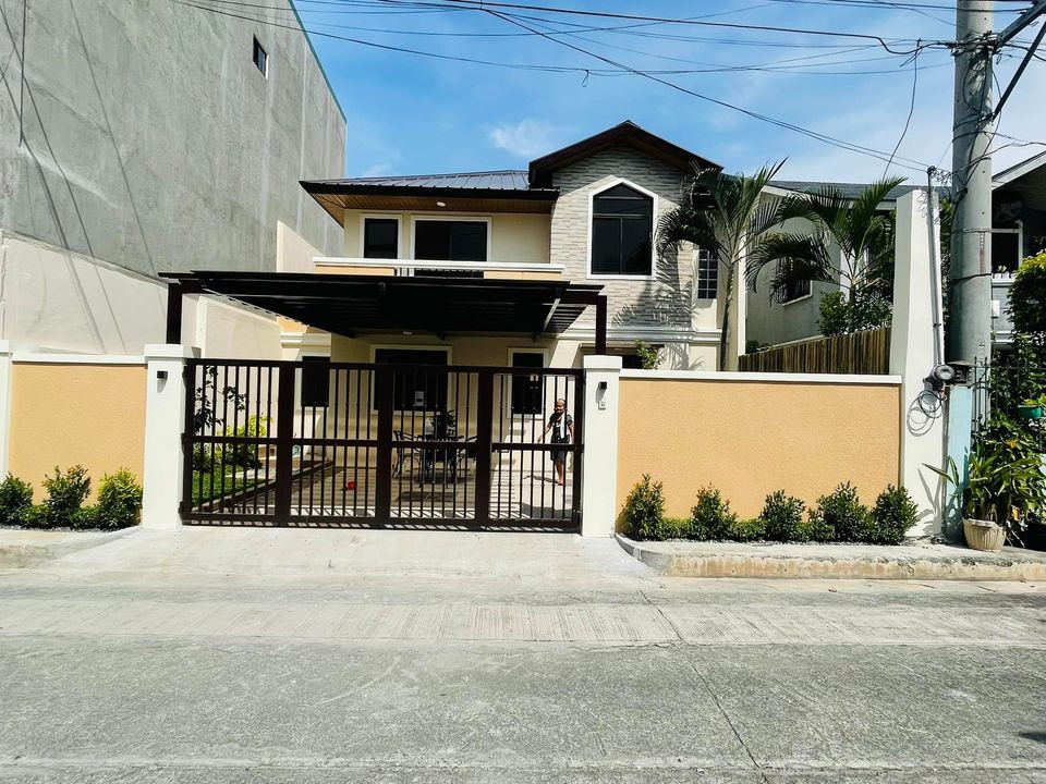 House For Sale 5 Bedroom in Greenwoods Pasig photo 1