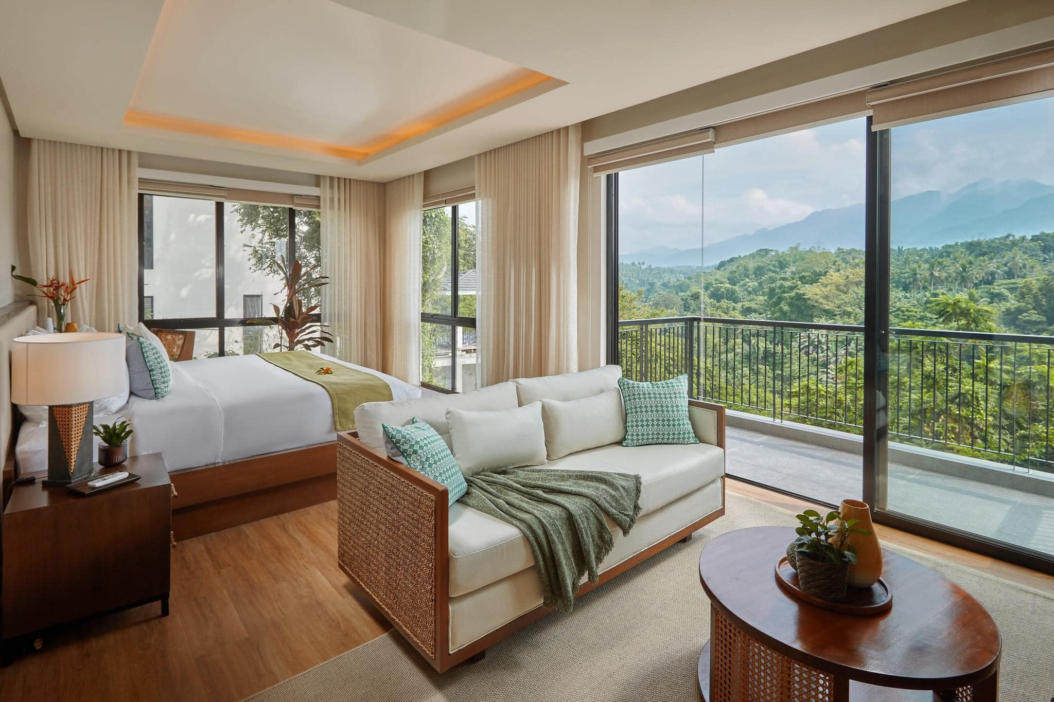 Jaw-Dropping Spectacular Villa for Sale in Lipa, Batangas photo 2