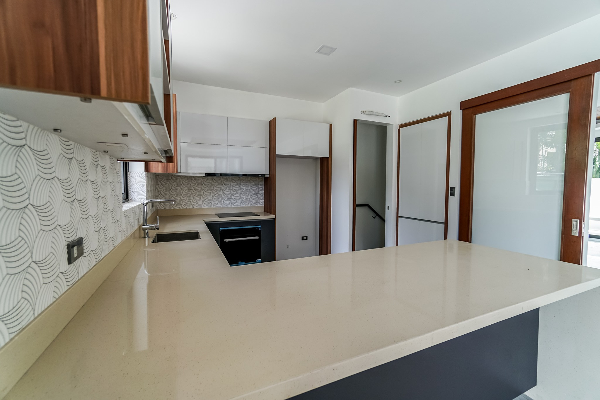 Brand new top-end house and lot with elevator located in McKinley Hills Village photo 5
