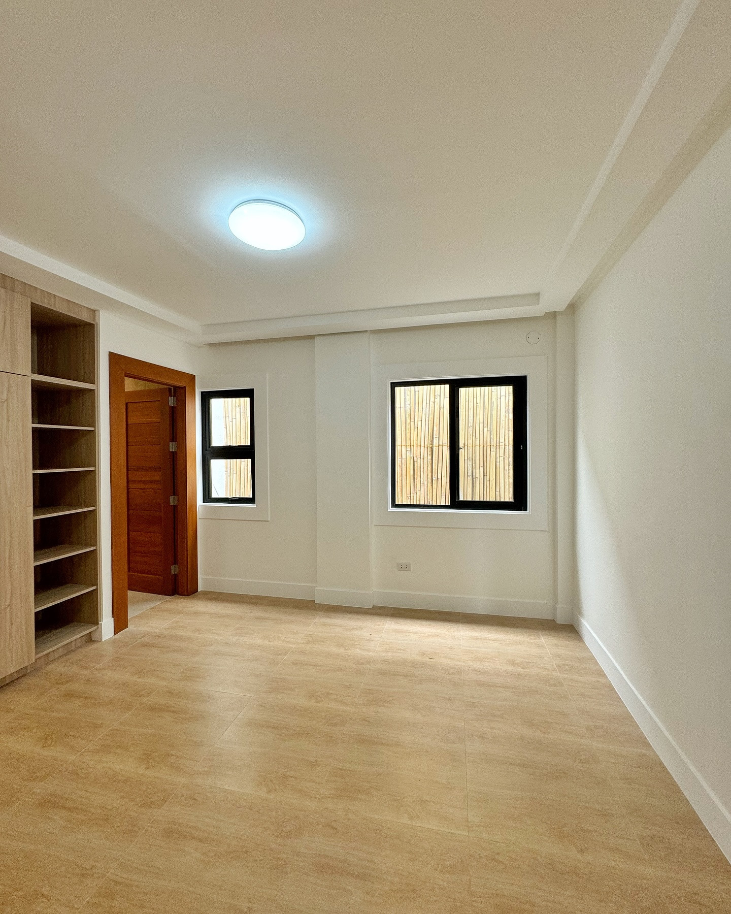 Brand New Modern Contemporary House for Sale photo 5