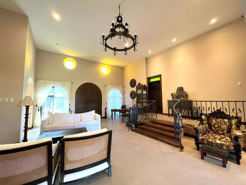 A Stately Welcoming Rest House For Sale In Cavite photo 5