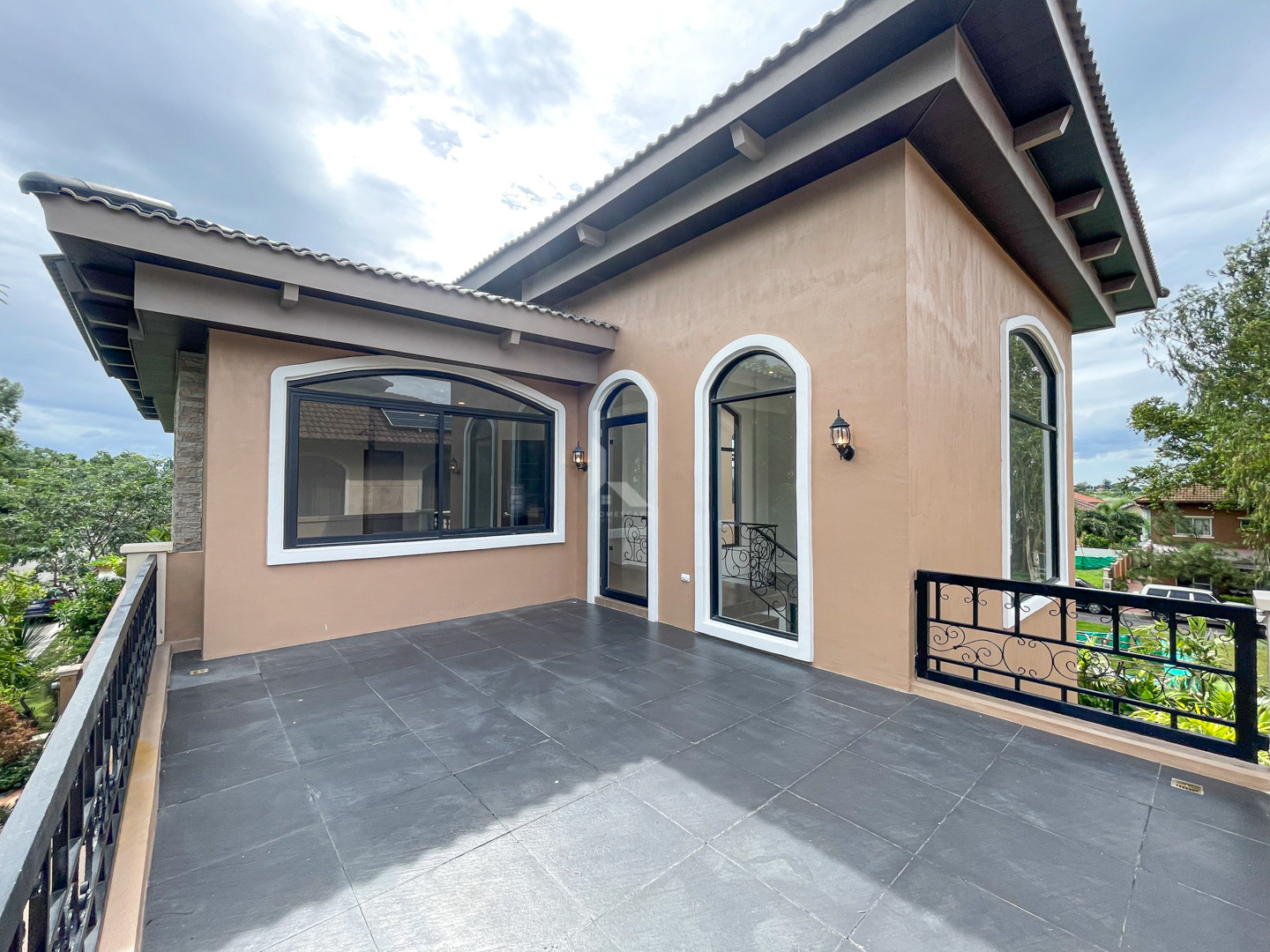 Magnificent Modern Mediterranean Home in Portofino Heights photo 2