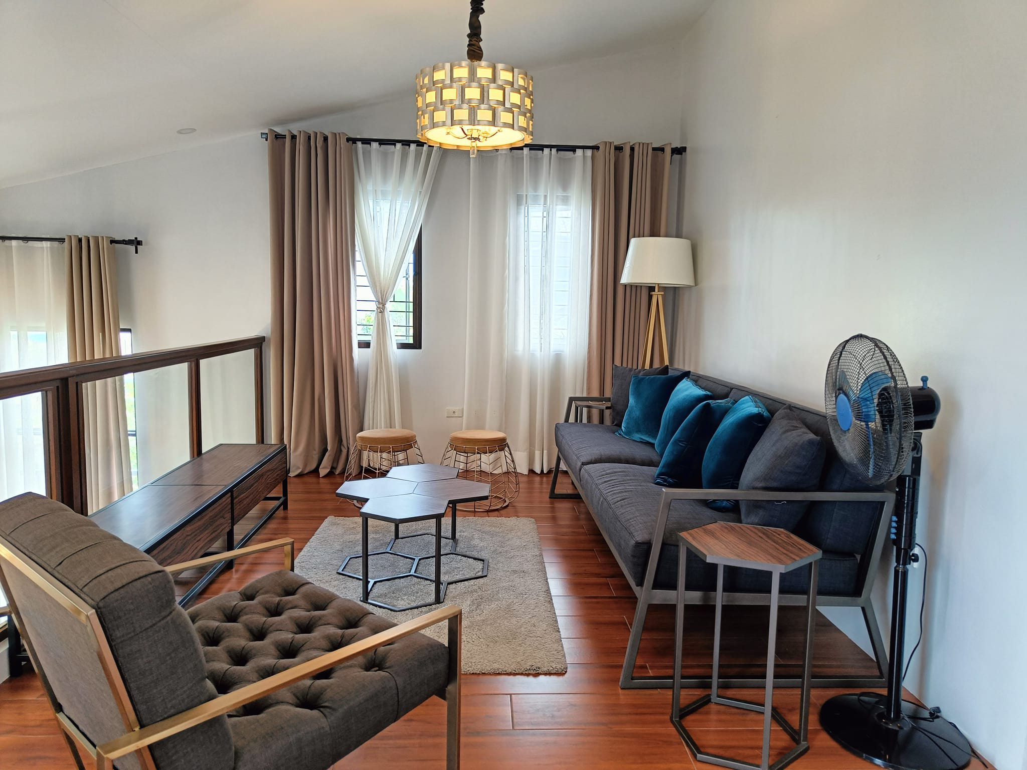 PRE-OWNED GOOD CONDITION FURNISHED LOFT TYPE HOUSE FOR SALE photo 4