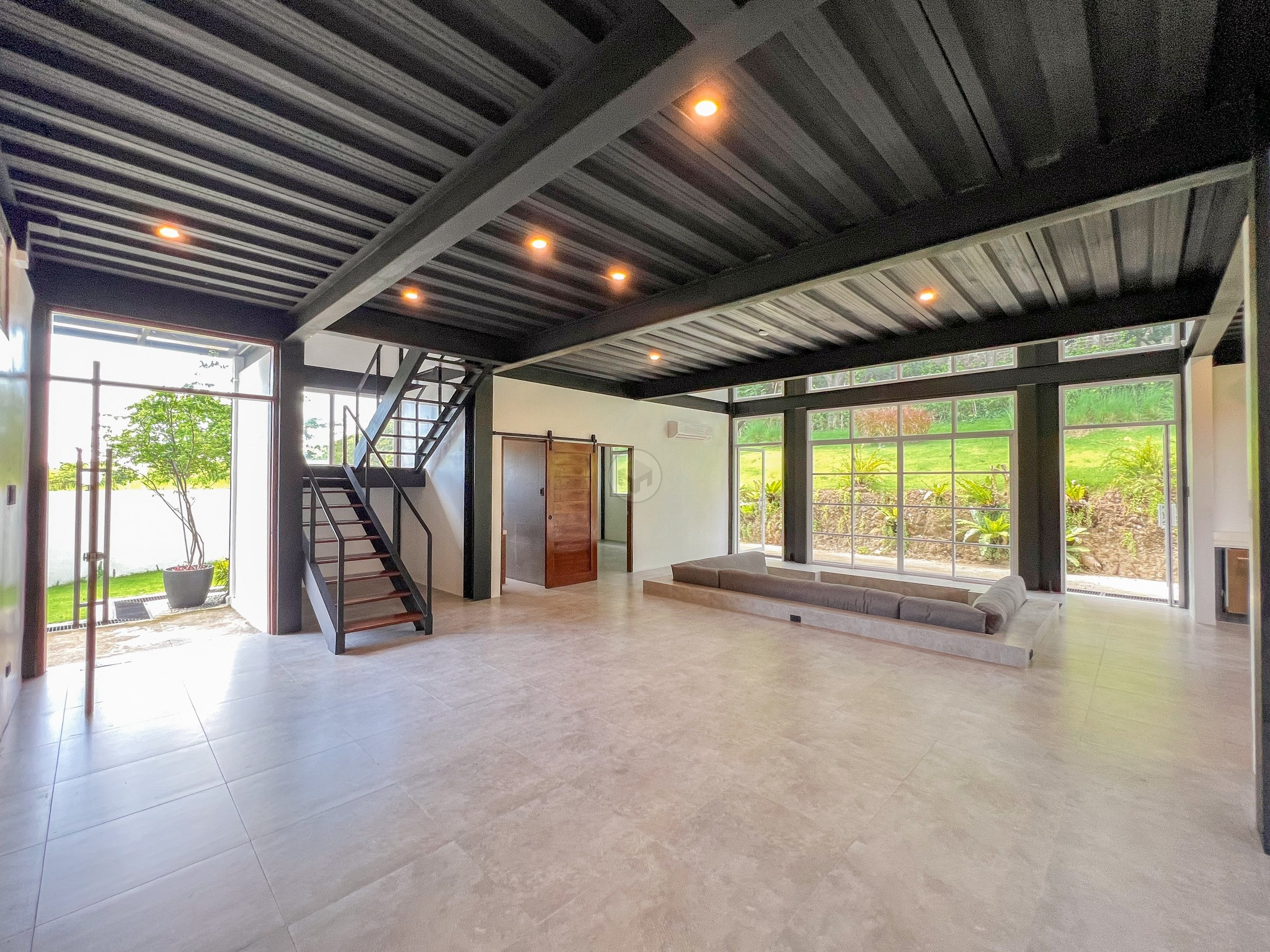 Beautiful Brand New White House for Sale in San Pedro, Laguna photo 3