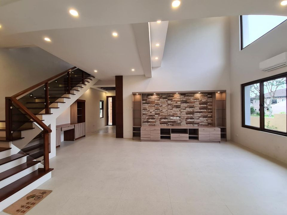 PORTOFINO HEIGHTS BRAND NEW HOUSE FOR SALE photo 2