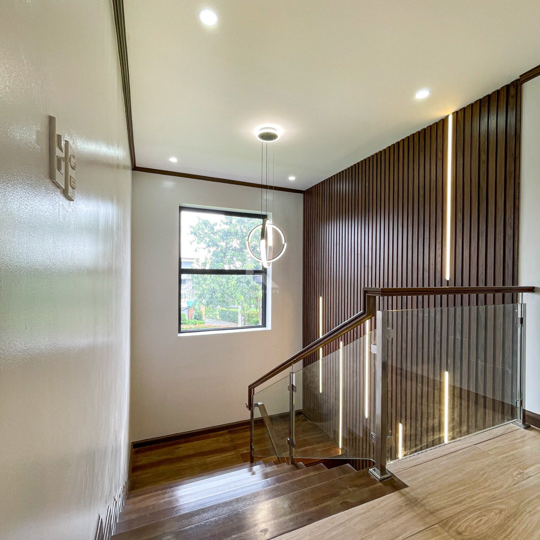 Sophisticated Brand New Modern Industrial House and Lot For Sale photo 5