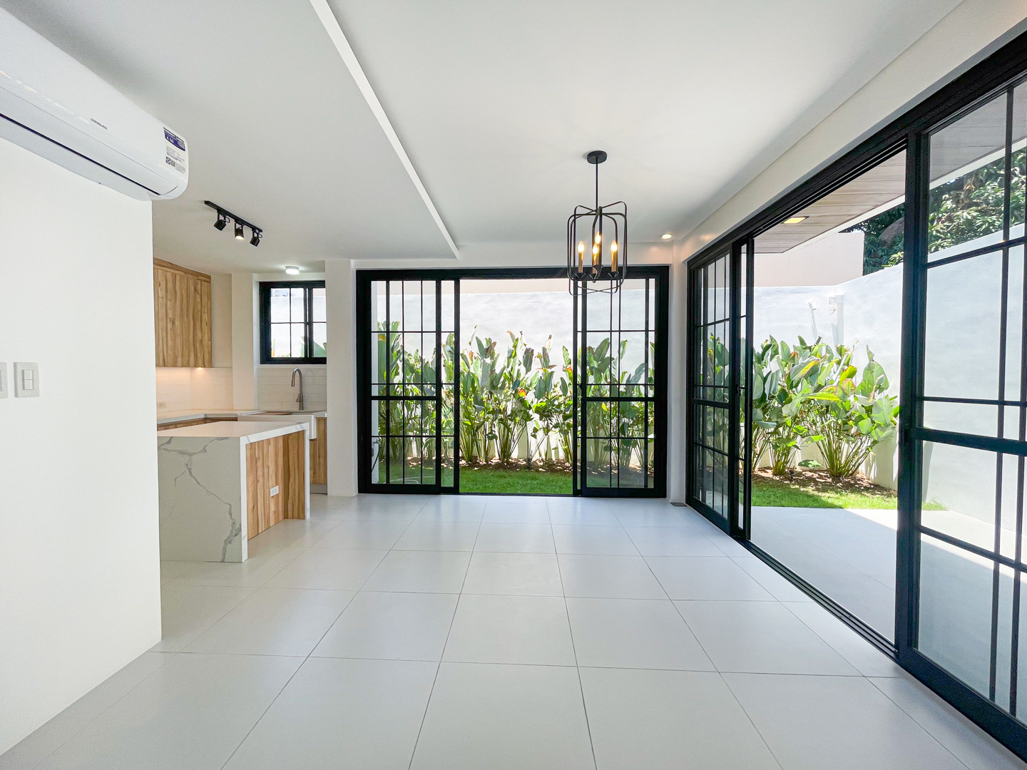 Classy Modern Contemporary House and Lot For Sale in Brazilia Heights photo 4
