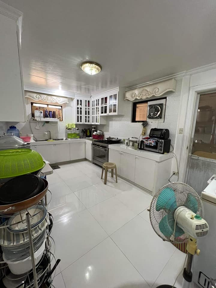 Luxury HOUSE AND LOT FOR SALE photo 4