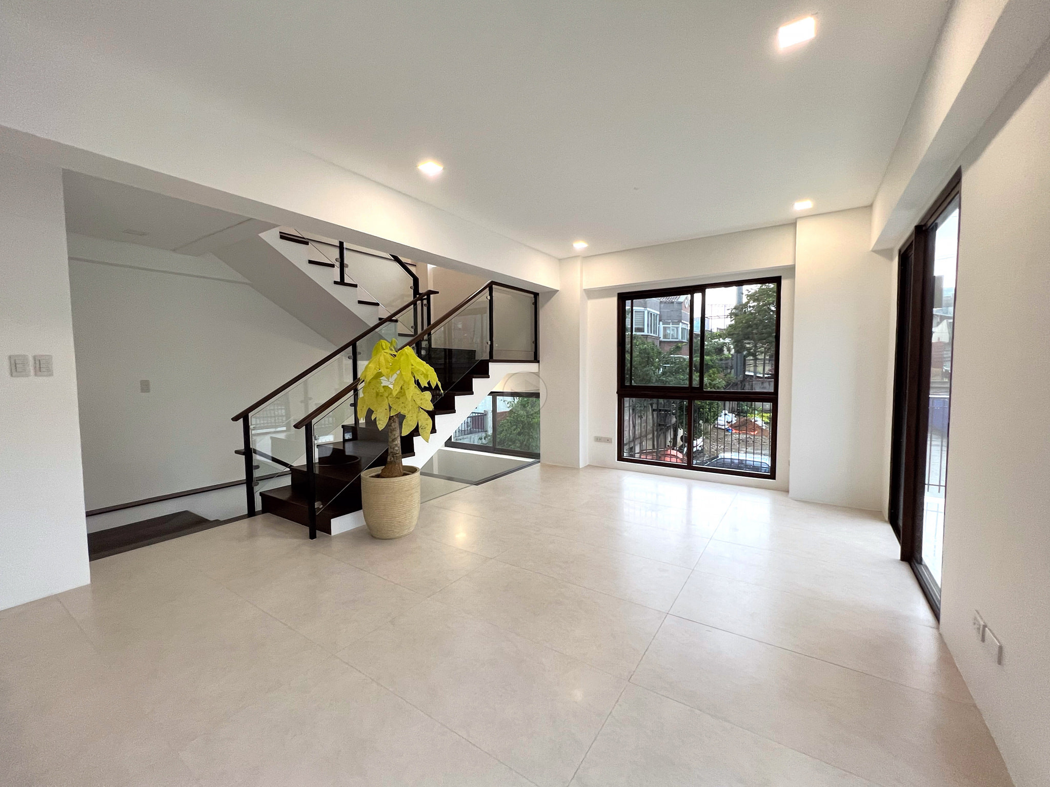 Graceful Brand New Townhouse For Sale In Quezon City photo 5