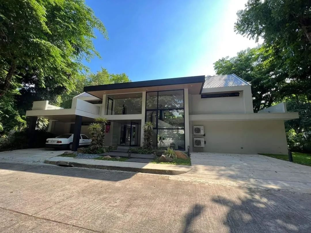 Scandanavian Home for sale in Valleygolf, Antipolo City photo 1