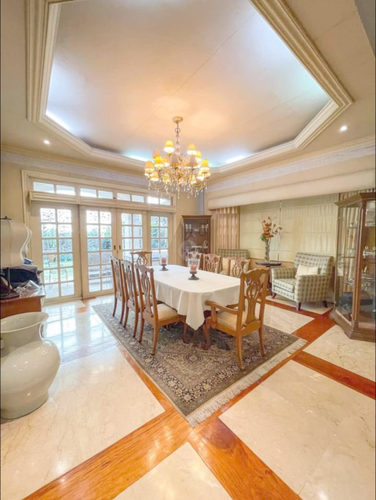 Majestic 4-Bedroom House for Sale in Loyola Heights Diliman photo 2
