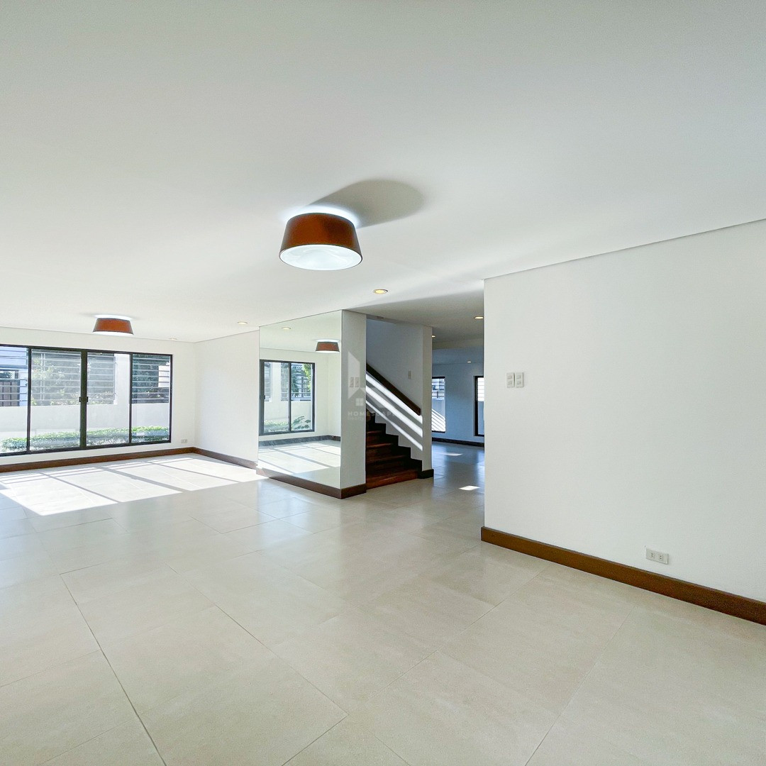 Astounding Modern Asian House and Lot For Sale photo 5