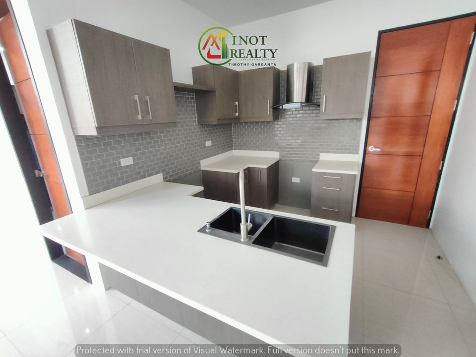 FOR SALE BRAND NEW MODERN DESIGN SINGLE ATTACHED HOUSE AND LOT photo 5