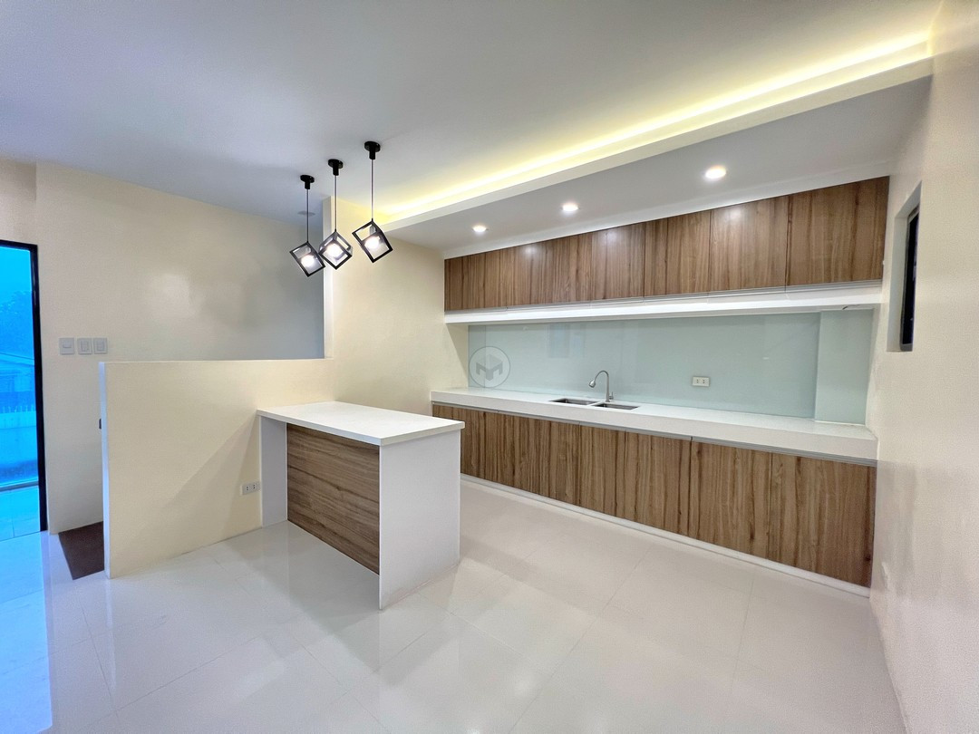 Sophisticated Dream Townhouse for Sale near Congressional Ave, Quezon City photo 4