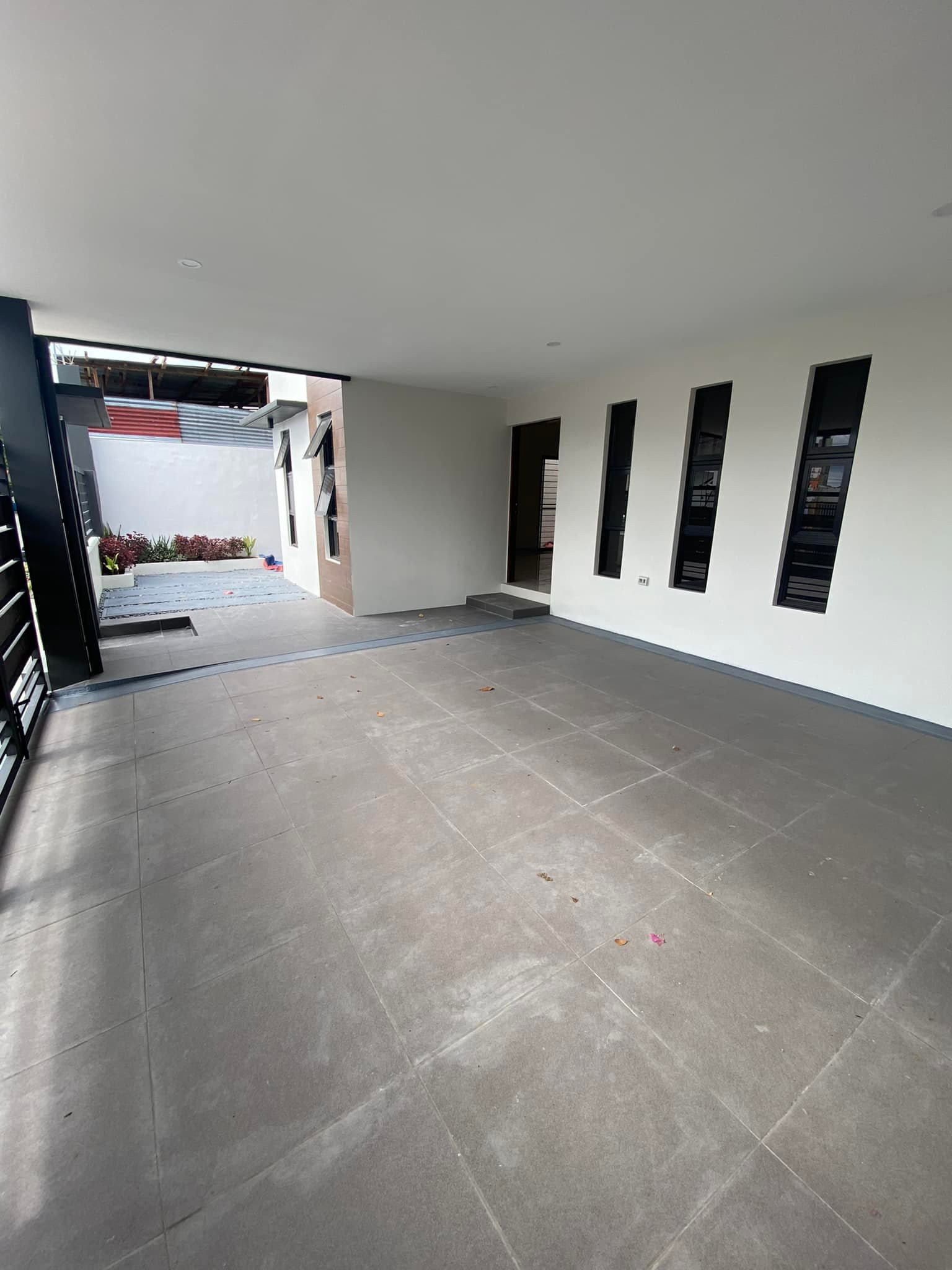 BRAND NEW HOUSE AND LOT FOR SALE photo 2