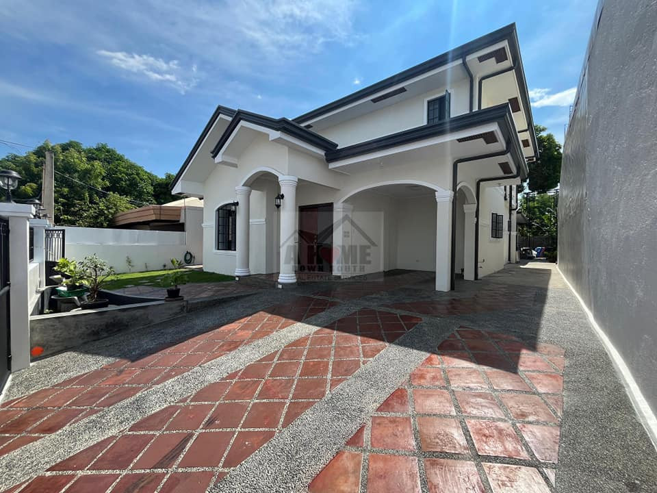 Parañaque (Better Living) Renovated Single Detached House and Lot For Sale photo 3