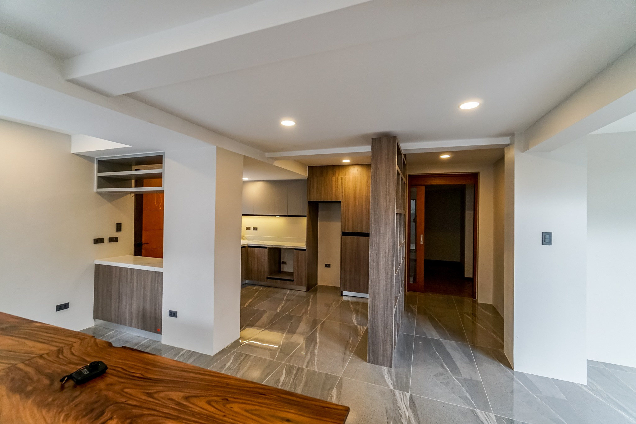 STUNNING HOUSE photo 5