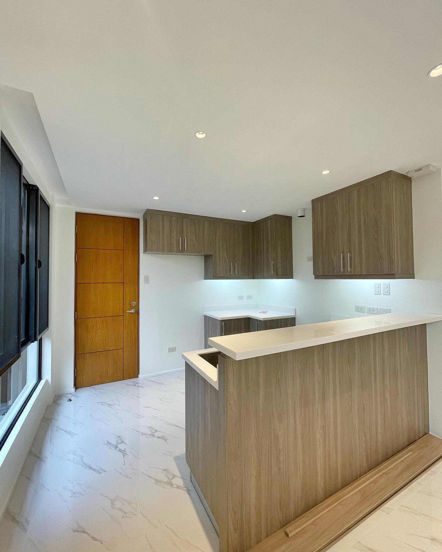 Brand New Modern Contemporary House in Filinvest, Batasan Hills Quezon City photo 4