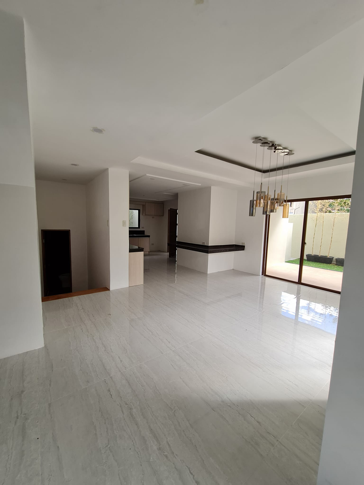 5 BEDROOM HOUSE FOR SALE IN FILINVEST EAST HOMES SUBDIVISION photo 5