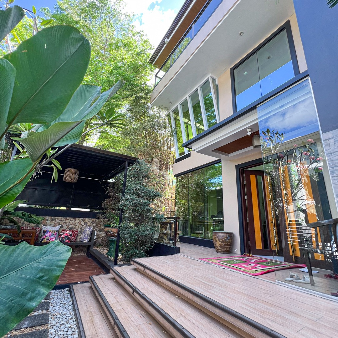 Sophisticated Modern Asian House and Lot For Sale in Tivoli Royale photo 1