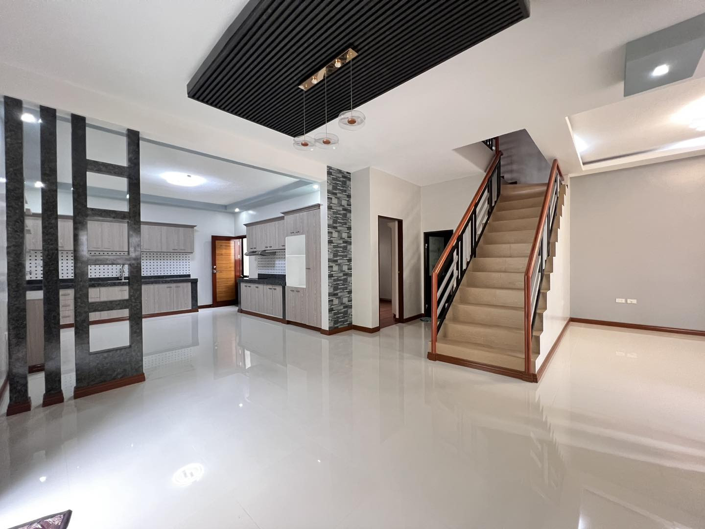 For Sale House & Lot photo 2