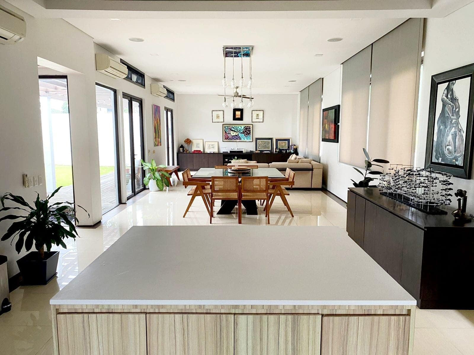 An Upscale Modern Home in Ayala Southvale Primera photo 5