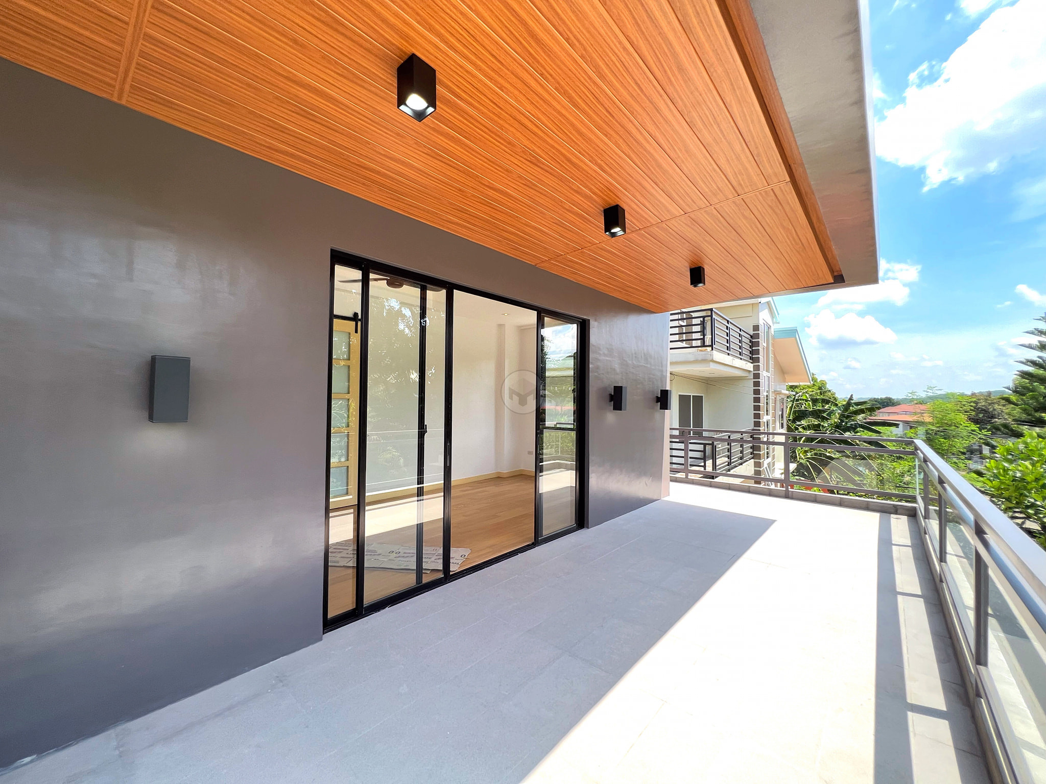 Delightful Pristine House and Lot for Sale In Don Jose Heights photo 2