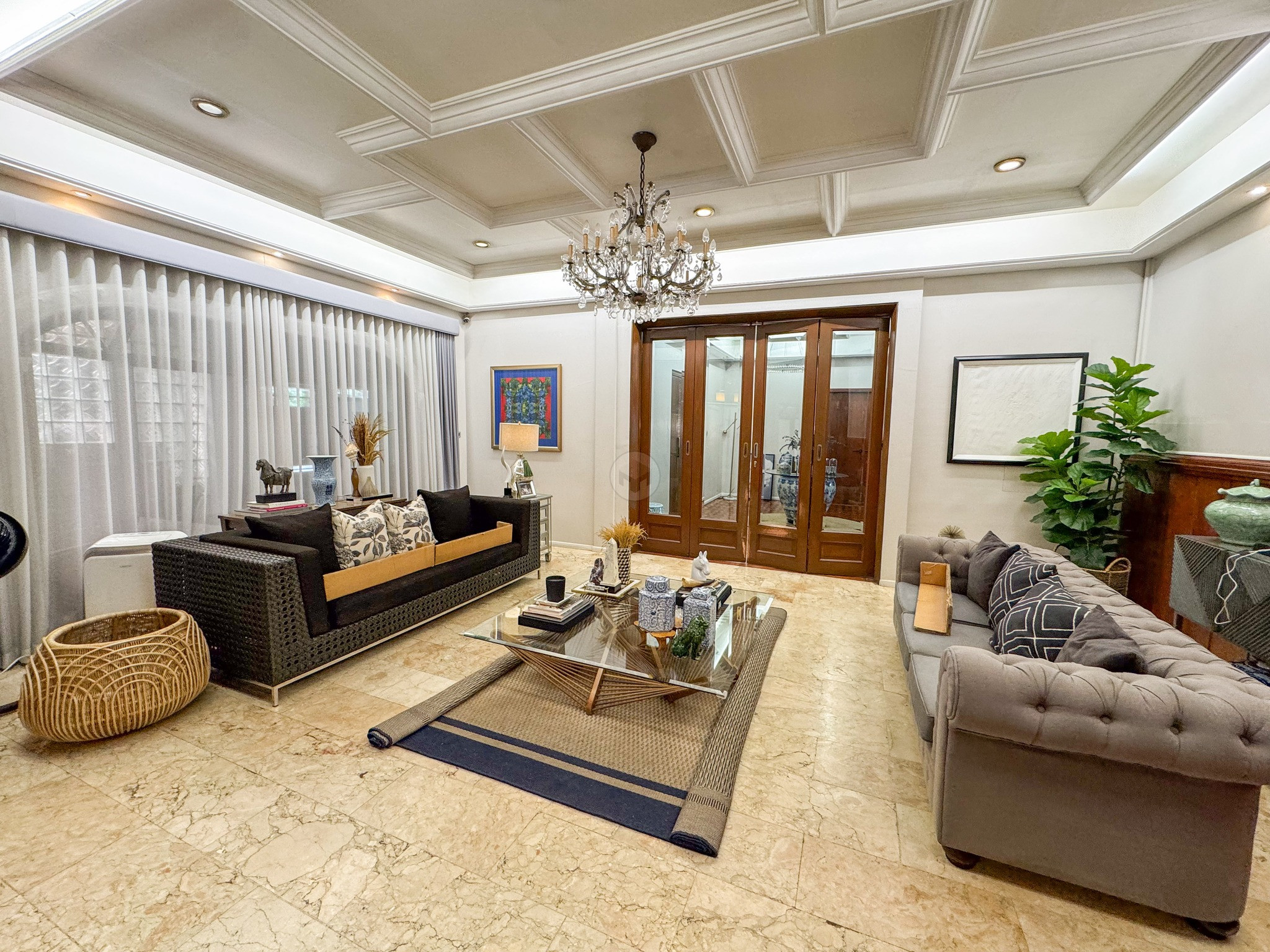 Brilliant 4-Bedroom House for Sale near Congressional Ave, QC photo 2