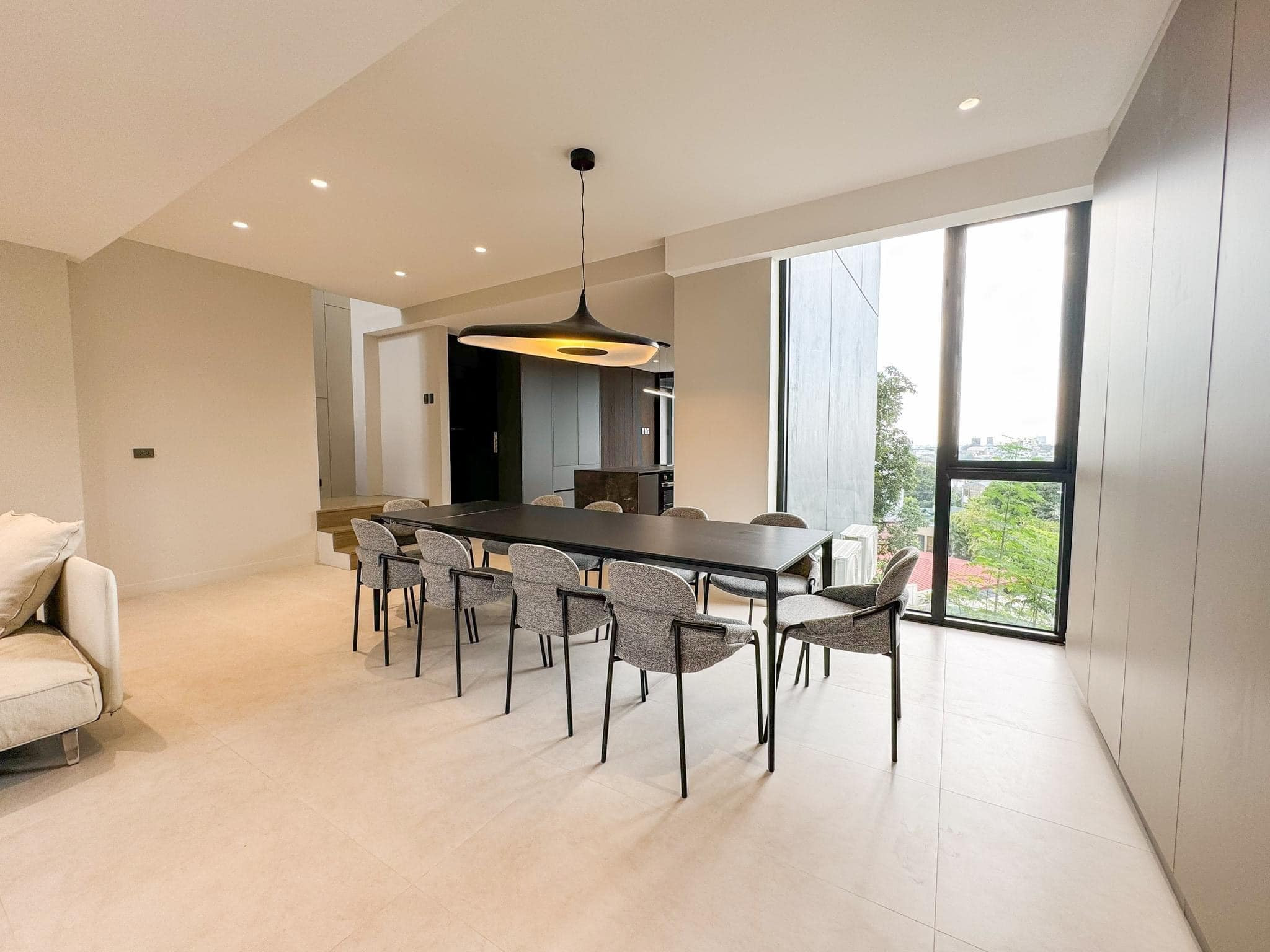 An Outstanding Modern House and Lot for Sale in Pasig City photo 2
