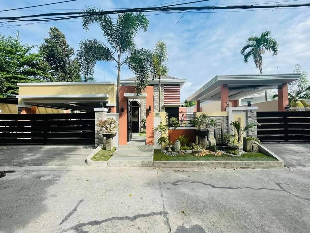 MODERN BUNGALOW HOME WITH POOL HOUSE NEAR CLARK photo 1