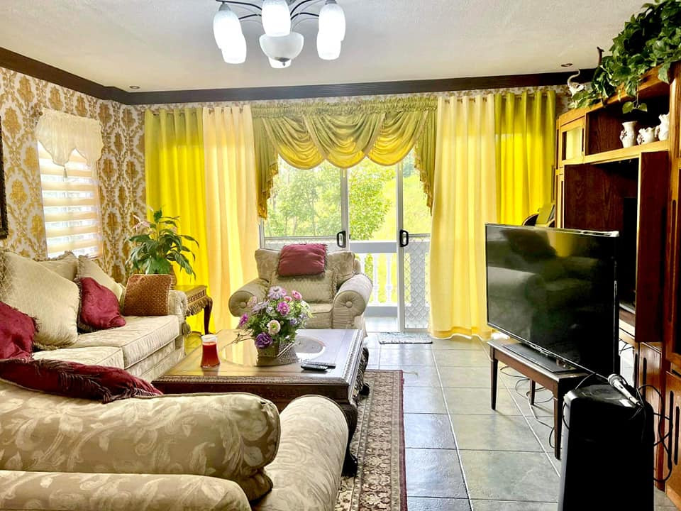 FOR SALE HOUSE AND LOT photo 4