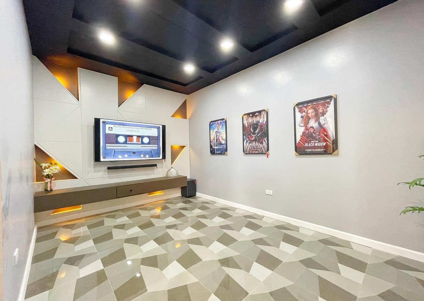 Beautiful House & Lot For Sale photo 4