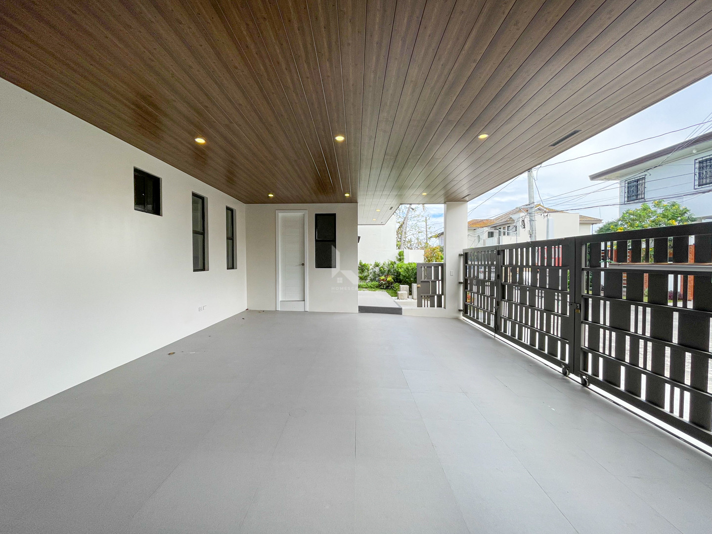Stylish Modern Contemporary House and Lot For Sale photo 2