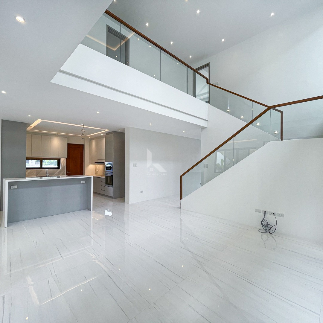 Stunning Modern Contemporary Brand New House For Sale photo 3