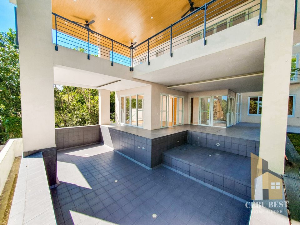 Luxury House for Sale in Maria Luisa Banilad photo 5