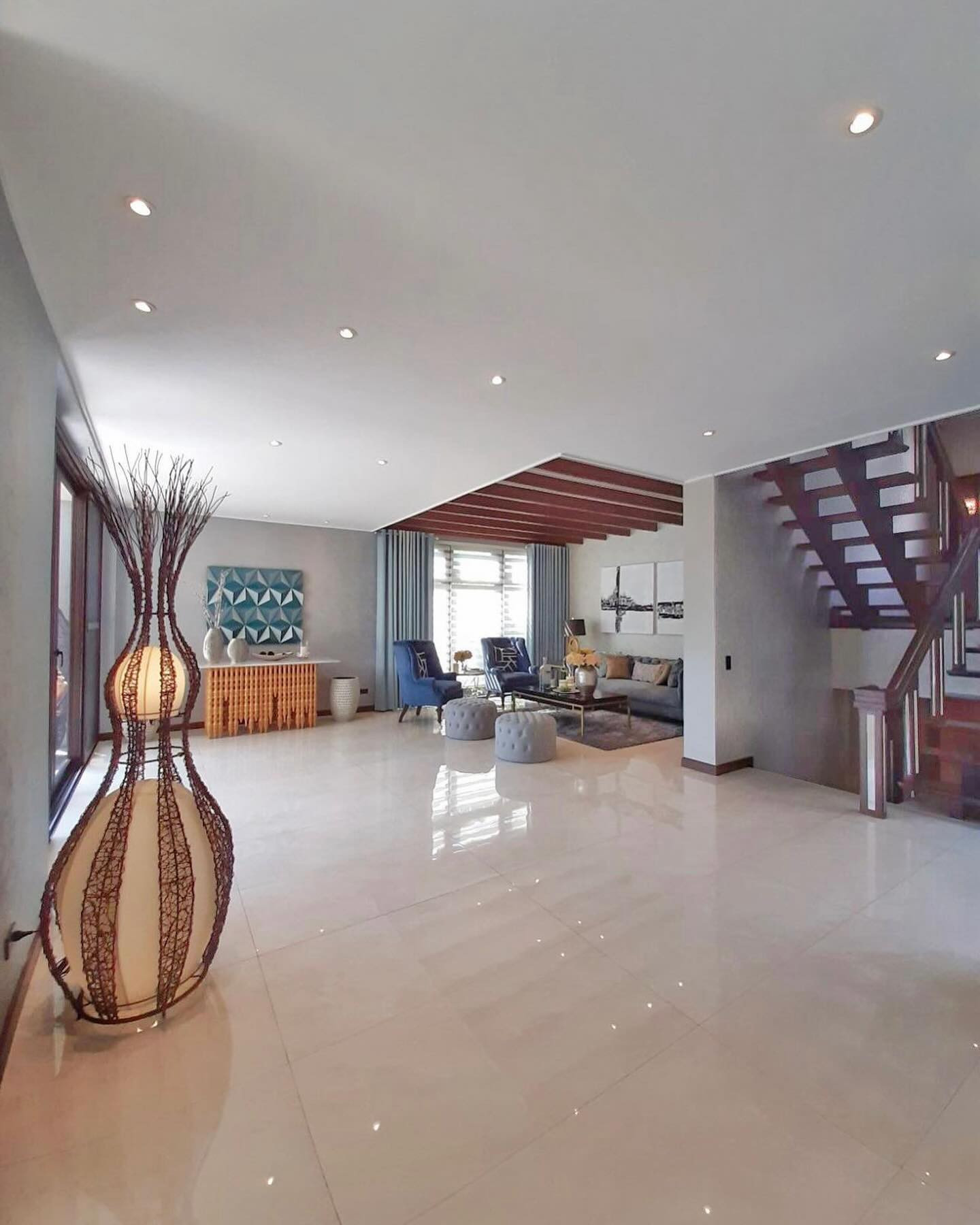 Pristine Beautiful House with Pool in Tierra Pura Subdivision photo 4