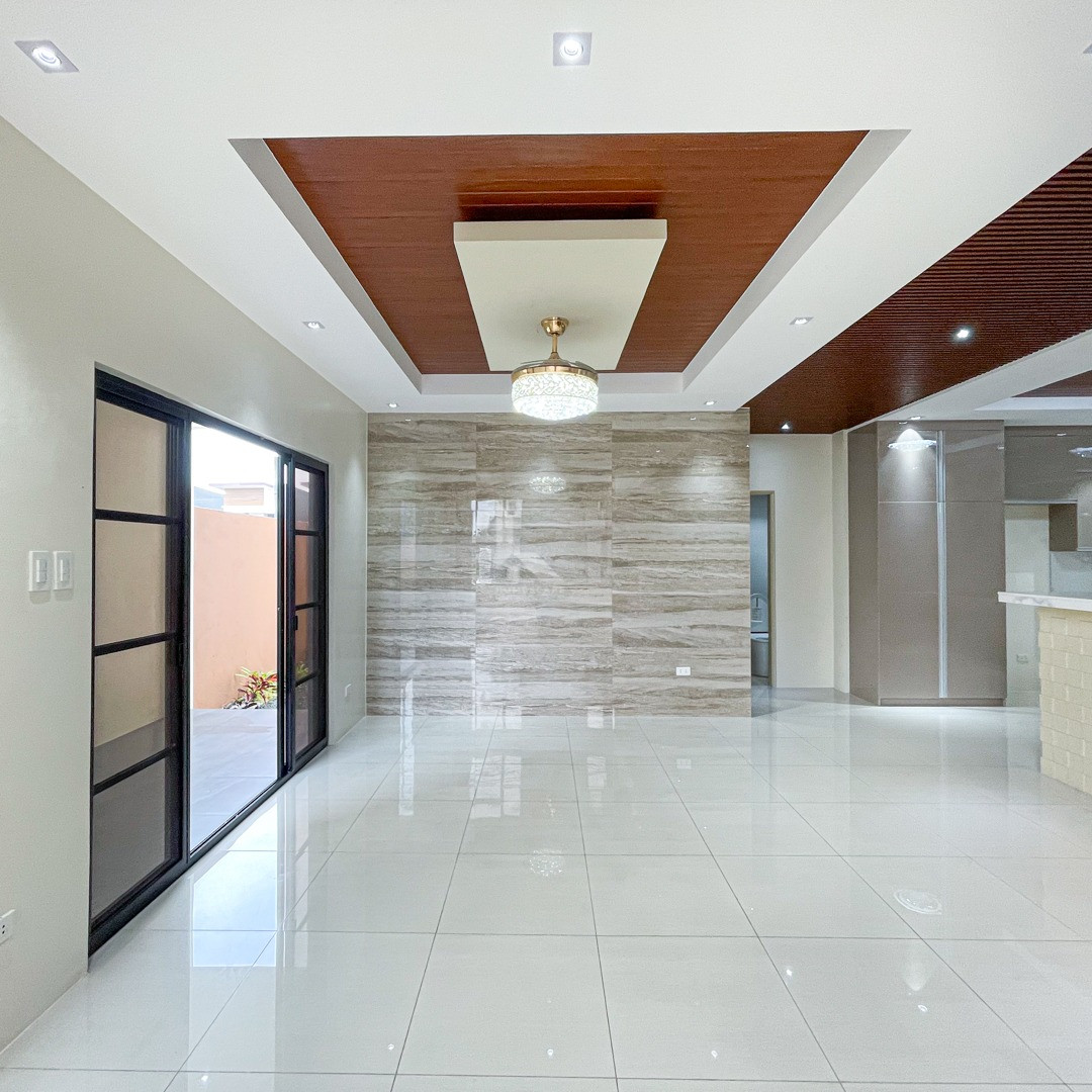 Sophisticated Modern Industrial House and Lot For Sale photo 4