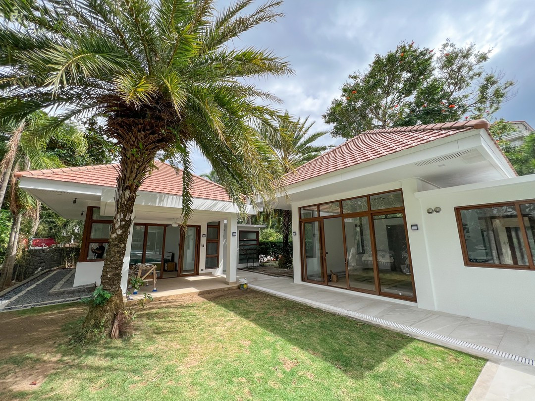 A Beautiful Beach Front Home in Peninsula De Punta Fuego, Batangas photo 3