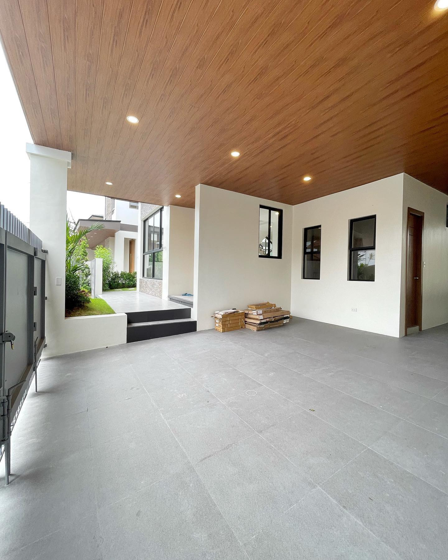 Brand New Modern House for Sale in BF Homes Paranaque City photo 3