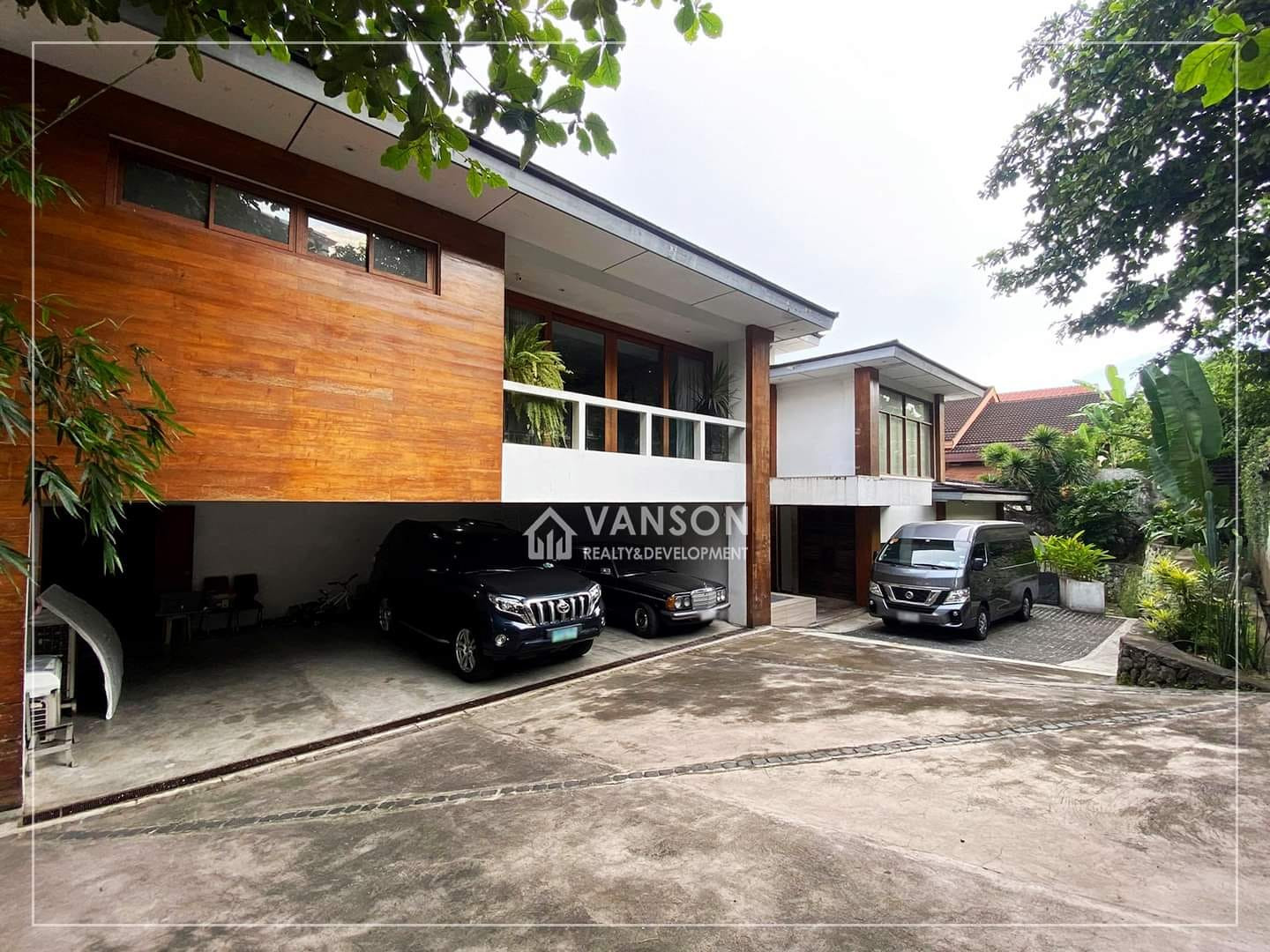 HOUSE AND LOT FOR SALE IN LOYOLA GRAND VILLA, QUEZON CITY photo 1