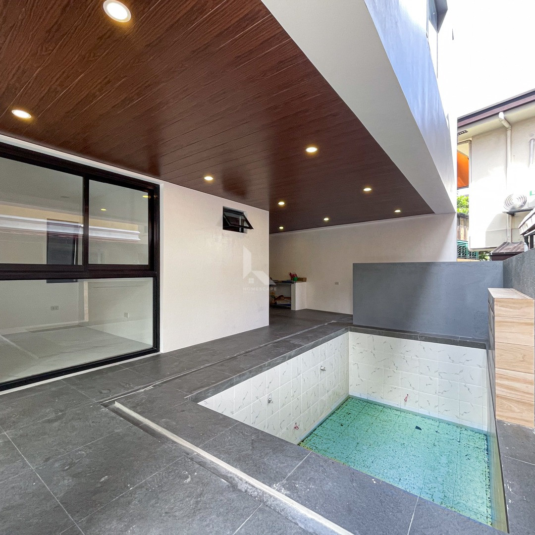 Elegant Brand New Modern Contemporary House and Lot For Sale photo 2