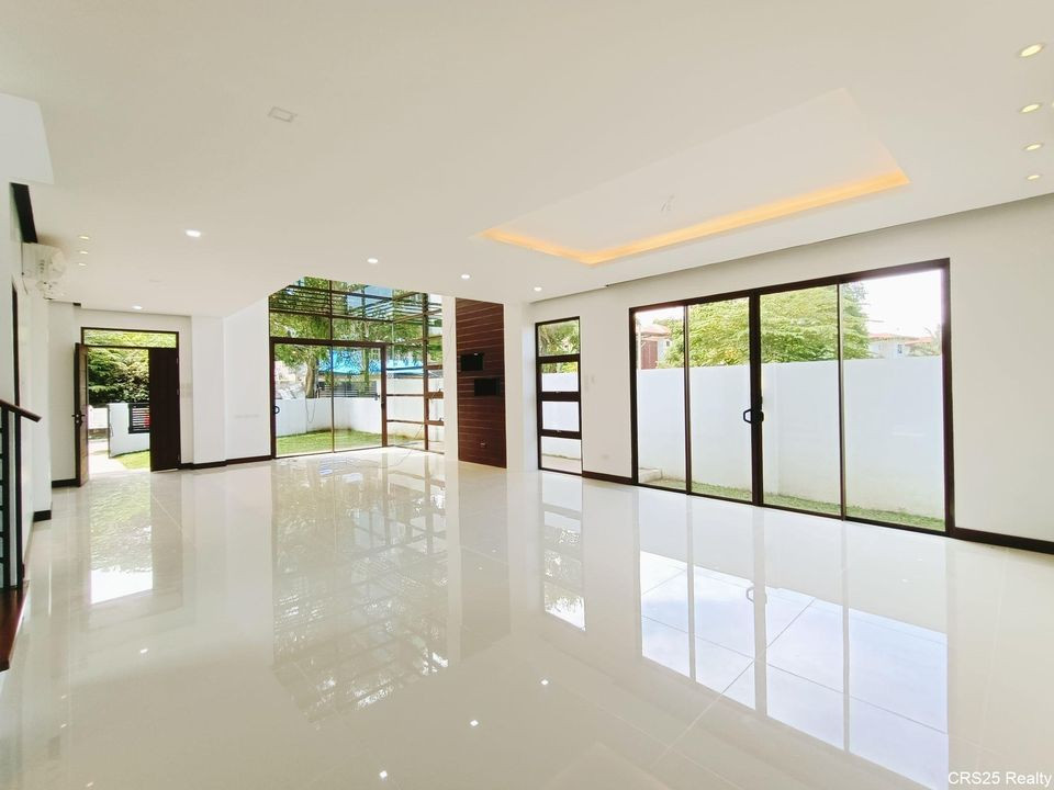 House and Lot for Sale in Talisay City Cebu photo 3