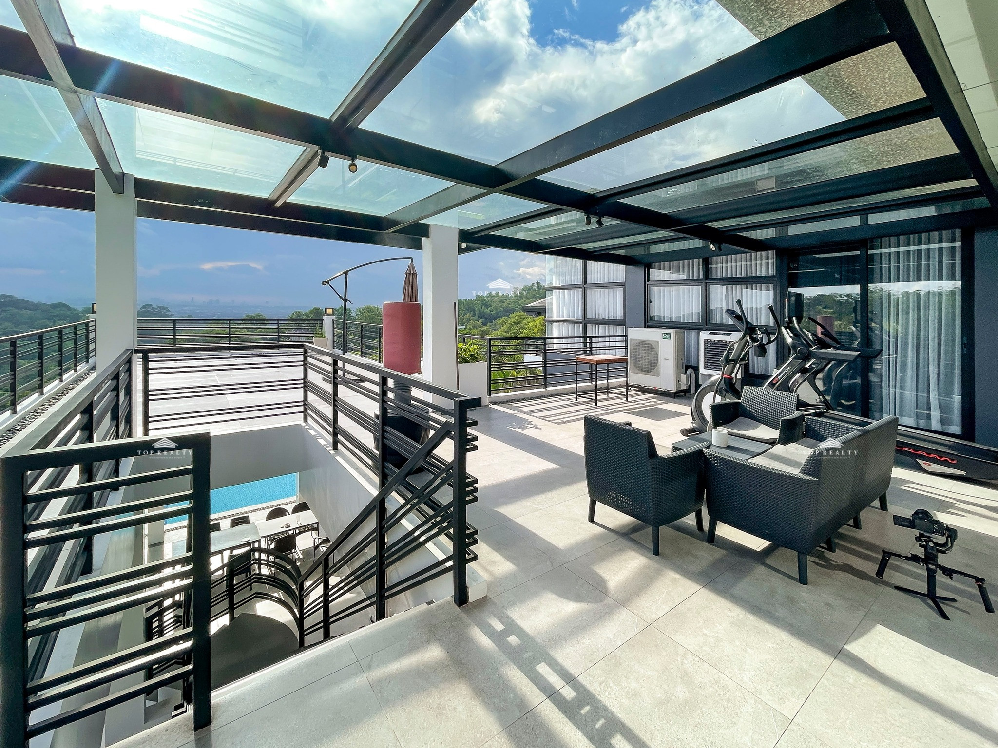 Parkridge Estate Subdivision Valley | Breathtaking Industrial Mansion House photo 2