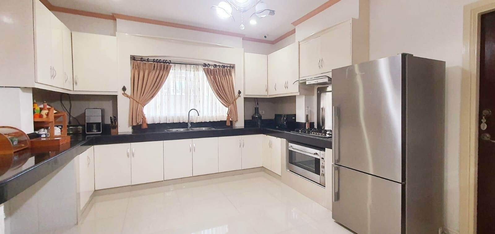HOUSE AND LOT FOR SALE AT HERITAGE PLACE ANGELES PAMPANGA photo 5