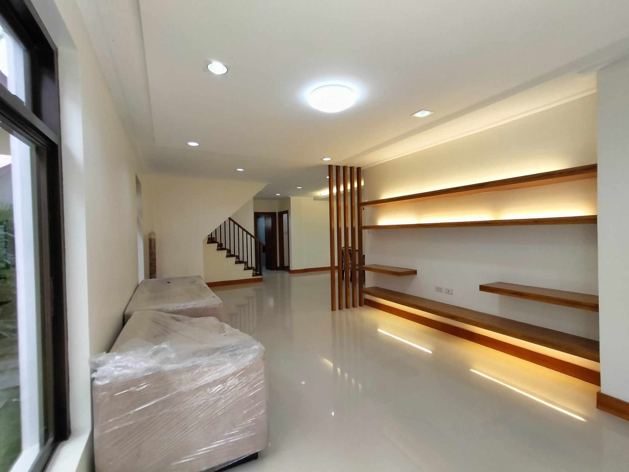 Charming House with Swimming Pool photo 5
